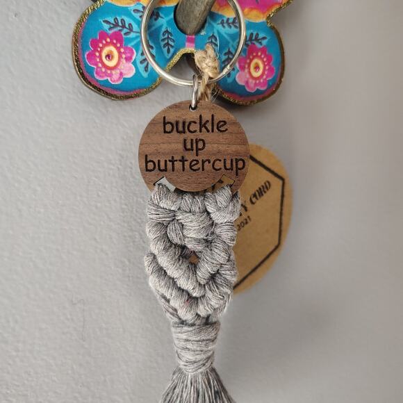 Handmade macrame Keychain - Picture 2 of 3